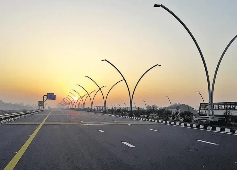Agra-Lucknow Access Controlled Expressway Project (Greenfield)